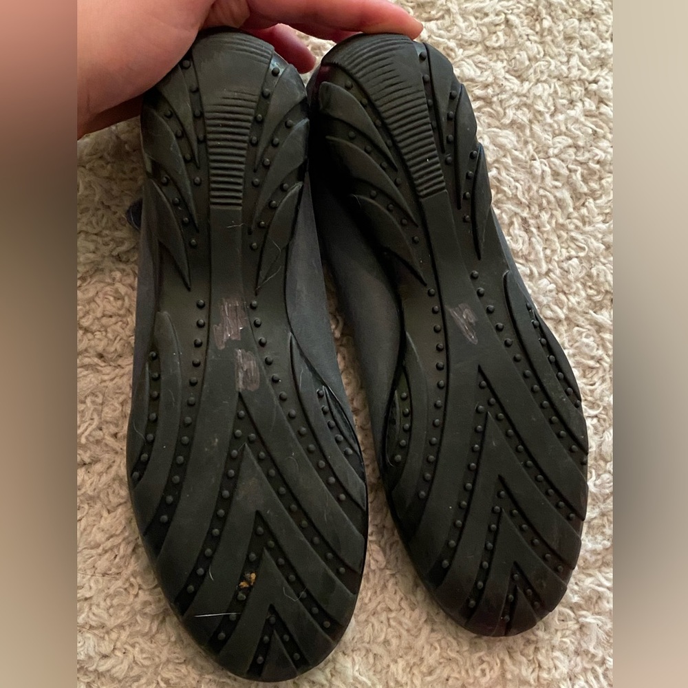 Vintage Gray Tstrap 1940s inspired shoes - Picture 4 of 4